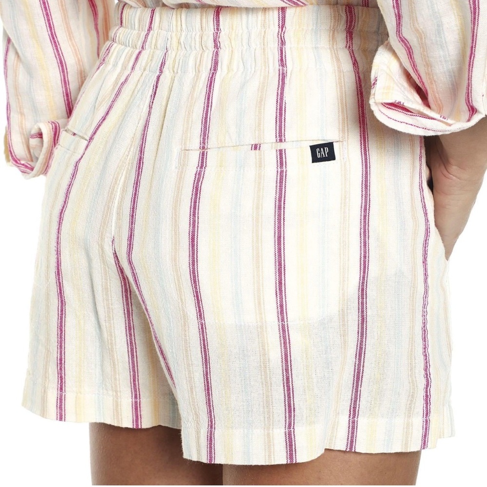 GAP Striped Women's Shorts - White, Pink, Yellow spring summer